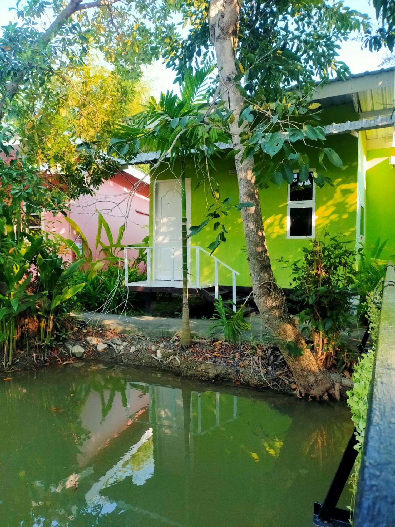 Ban Suan Lung Rin Hotel Kanchanaburi Buitenkant foto